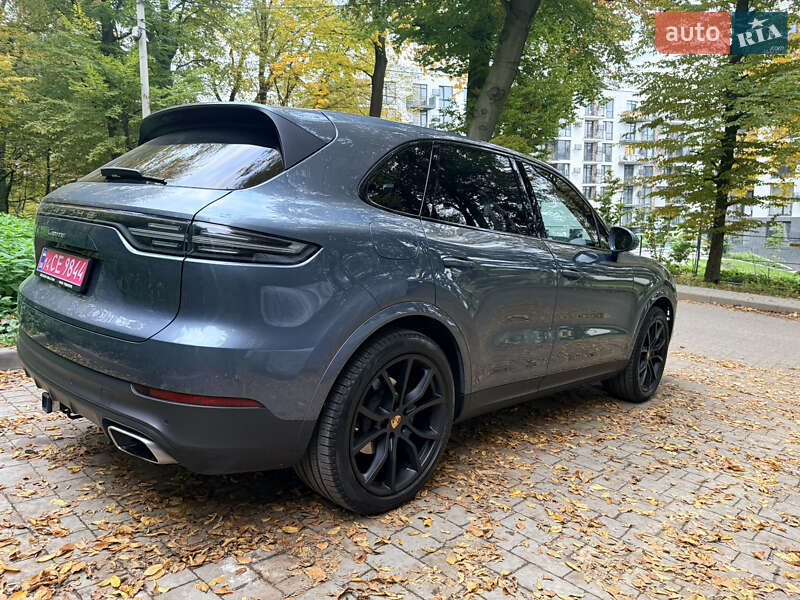 Позашляховик / Кросовер Porsche Cayenne 2018 в Львові