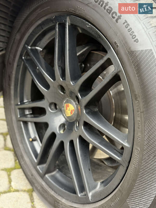 Внедорожник / Кроссовер Porsche Cayenne 2012 в Самборе