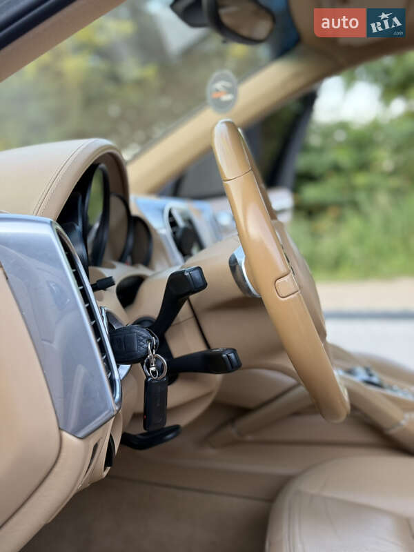 Внедорожник / Кроссовер Porsche Cayenne 2012 в Самборе