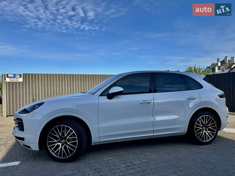 Внедорожник / Кроссовер Porsche Cayenne 2018 в Киеве фото 3 Внедорожник / Кроссовер Porsche Cayenne 2018 в Киеве