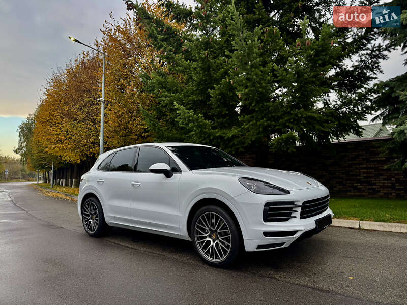 Внедорожник / Кроссовер Porsche Cayenne 2018 в Киеве фото 11 Внедорожник / Кроссовер Porsche Cayenne 2018 в Киеве
