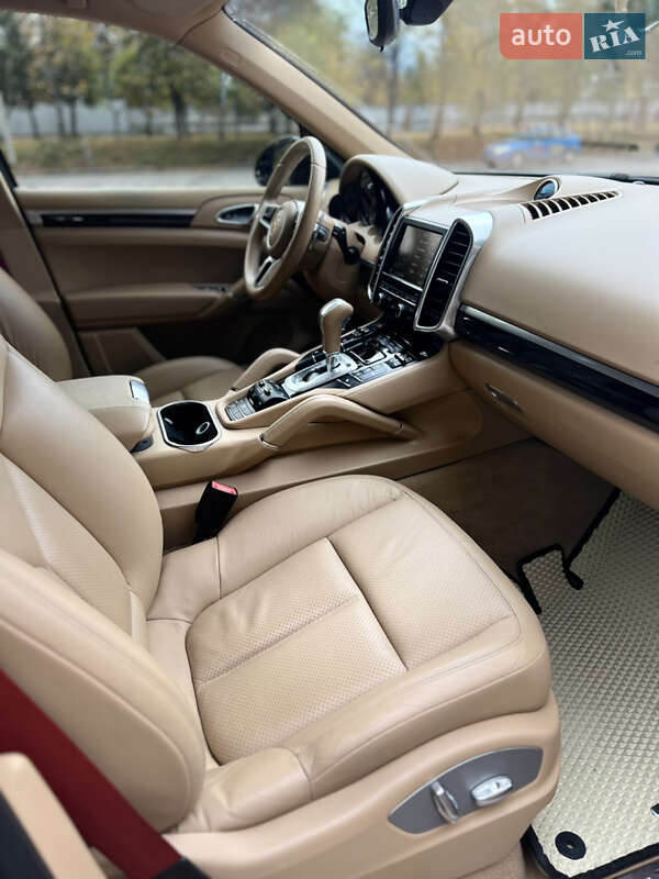 Внедорожник / Кроссовер Porsche Cayenne 2014 в Белой Церкви фото 20 Внедорожник / Кроссовер Porsche Cayenne 2014 в Белой Церкви