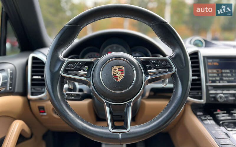 Позашляховик / Кросовер Porsche Cayenne 2015 в Львові фото 10 Позашляховик / Кросовер Porsche Cayenne 2015 в Львові