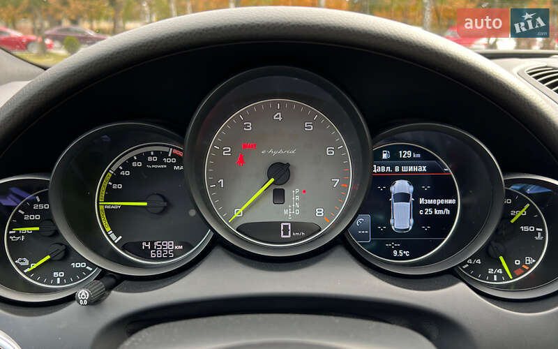 Позашляховик / Кросовер Porsche Cayenne 2015 в Львові фото 13 Позашляховик / Кросовер Porsche Cayenne 2015 в Львові