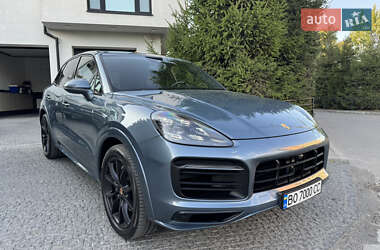 Внедорожник / Кроссовер Porsche Cayenne 2018 в Тернополе