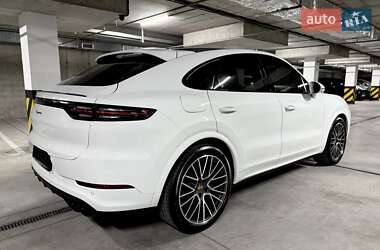 Позашляховик / Кросовер Porsche Cayenne 2019 в  фото 16 Позашляховик / Кросовер Porsche Cayenne 2019 в