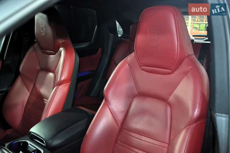 Внедорожник / Кроссовер Porsche Cayenne 2020 в Харькове фото 28 Внедорожник / Кроссовер Porsche Cayenne 2020 в Харькове