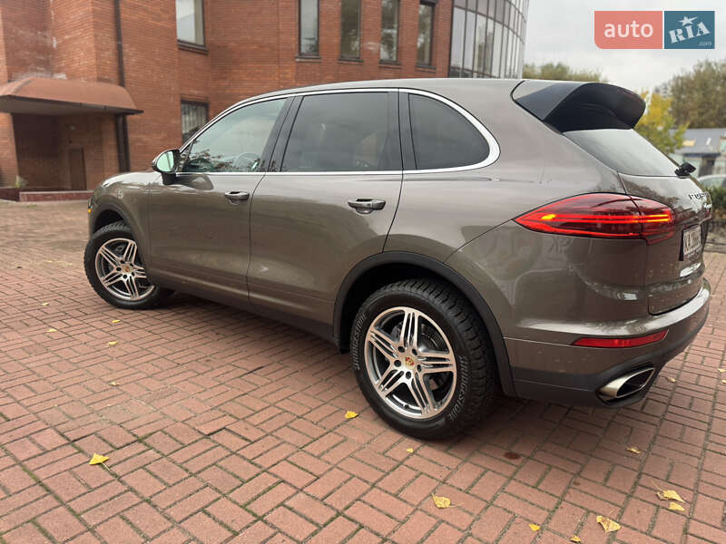 Позашляховик / Кросовер Porsche Cayenne 2015 в Києві фото 10 Позашляховик / Кросовер Porsche Cayenne 2015 в Києві