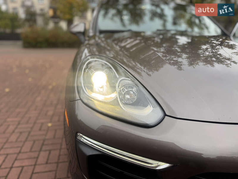 Позашляховик / Кросовер Porsche Cayenne 2015 в Києві фото 35 Позашляховик / Кросовер Porsche Cayenne 2015 в Києві