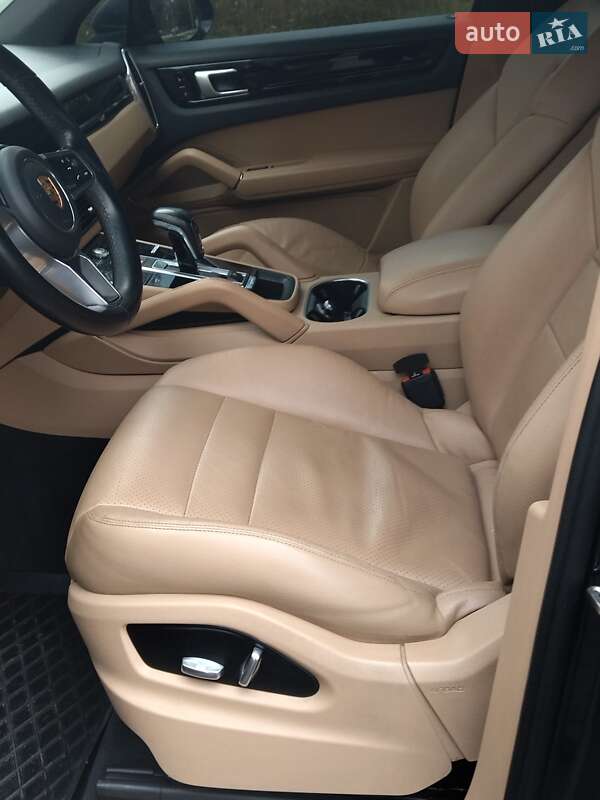 Позашляховик / Кросовер Porsche Cayenne 2018 в Чернігові фото 20 Позашляховик / Кросовер Porsche Cayenne 2018 в Чернігові