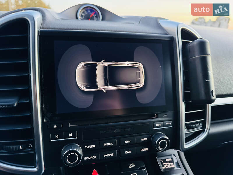 Внедорожник / Кроссовер Porsche Cayenne 2017 в Одессе фото 24 Внедорожник / Кроссовер Porsche Cayenne 2017 в Одессе