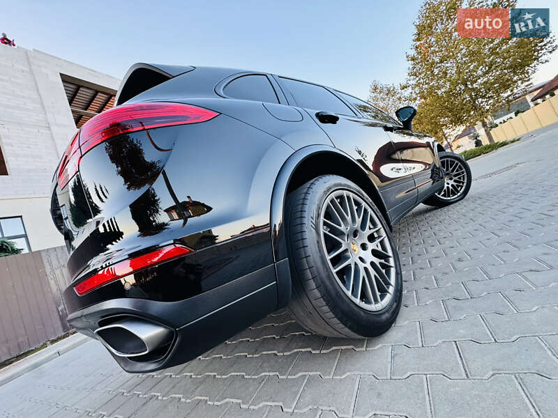 Внедорожник / Кроссовер Porsche Cayenne 2017 в Одессе фото 45 Внедорожник / Кроссовер Porsche Cayenne 2017 в Одессе