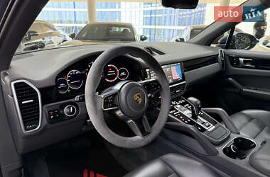 Внедорожник / Кроссовер Porsche Cayenne 2019 в 