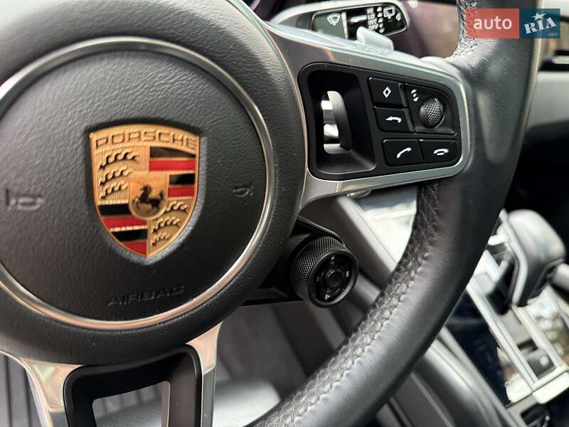 Позашляховик / Кросовер Porsche Cayenne 2018 в Києві фото 26 Позашляховик / Кросовер Porsche Cayenne 2018 в Києві