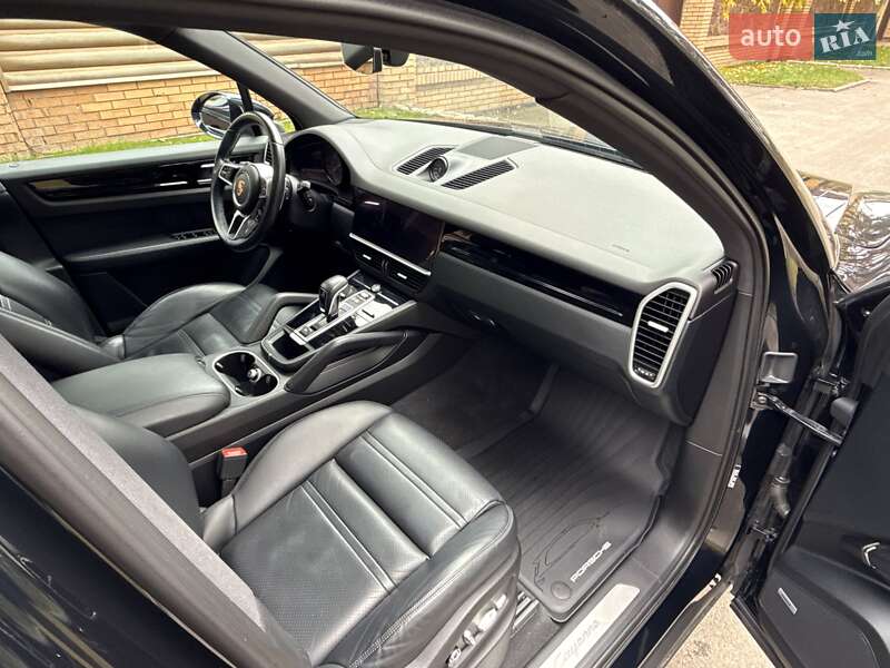 Позашляховик / Кросовер Porsche Cayenne 2018 в Києві фото 33 Позашляховик / Кросовер Porsche Cayenne 2018 в Києві