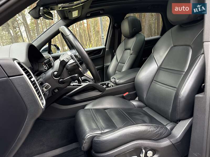 Позашляховик / Кросовер Porsche Cayenne 2018 в Києві фото 39 Позашляховик / Кросовер Porsche Cayenne 2018 в Києві