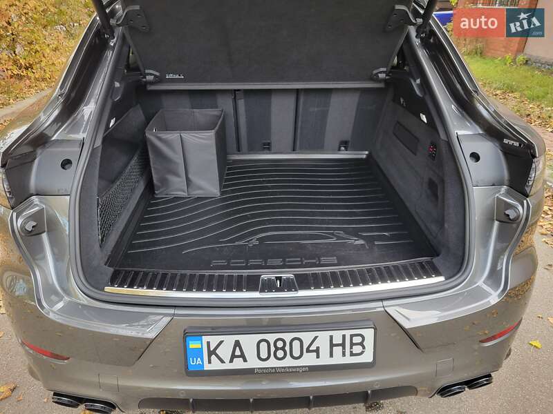 Внедорожник / Кроссовер Porsche Cayenne 2020 в Киеве фото 28 Внедорожник / Кроссовер Porsche Cayenne 2020 в Киеве