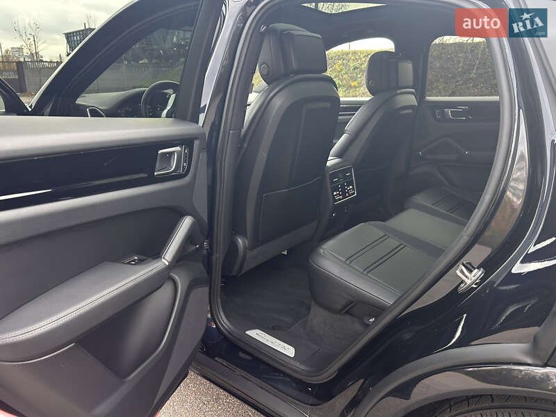 Внедорожник / Кроссовер Porsche Cayenne 2023 в Чернигове фото 12 Внедорожник / Кроссовер Porsche Cayenne 2023 в Чернигове