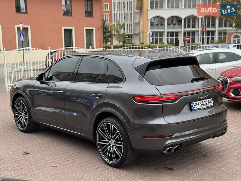 Позашляховик / Кросовер Porsche Cayenne 2018 в Одесі фото 12 Позашляховик / Кросовер Porsche Cayenne 2018 в Одесі