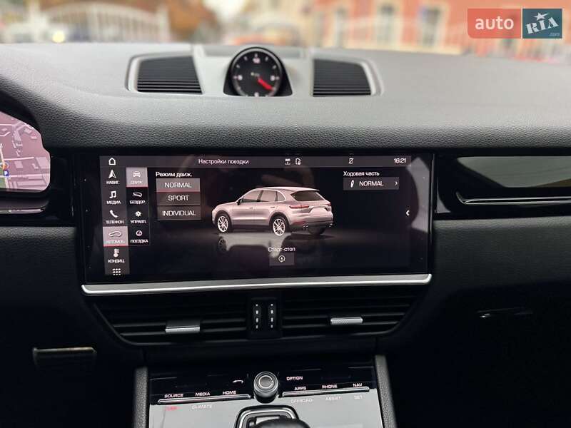 Позашляховик / Кросовер Porsche Cayenne 2018 в Одесі фото 29 Позашляховик / Кросовер Porsche Cayenne 2018 в Одесі