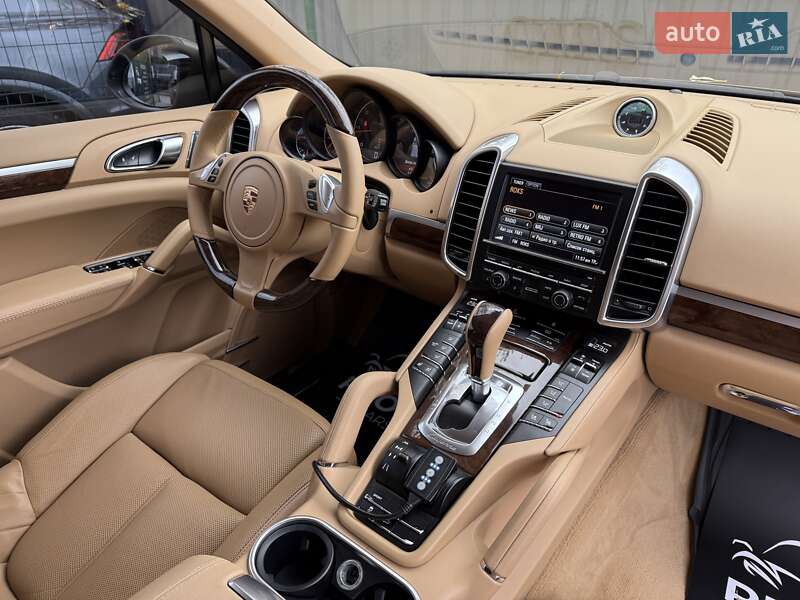 Позашляховик / Кросовер Porsche Cayenne 2013 в Києві фото 27 Позашляховик / Кросовер Porsche Cayenne 2013 в Києві