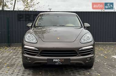 Внедорожник / Кроссовер Porsche Cayenne 2013 в Киеве