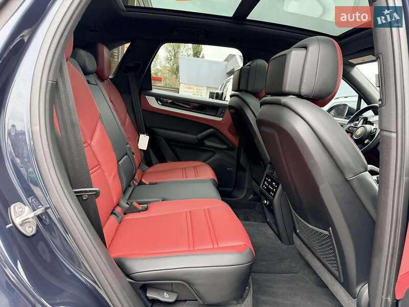 Позашляховик / Кросовер Porsche Cayenne 2023 в Києві фото 18 Позашляховик / Кросовер Porsche Cayenne 2023 в Києві