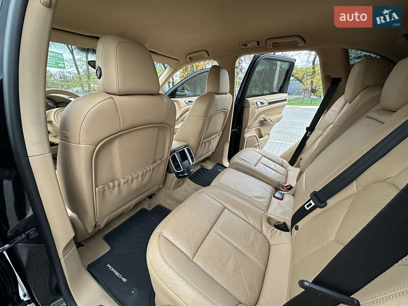 Позашляховик / Кросовер Porsche Cayenne 2013 в Одесі фото 42 Позашляховик / Кросовер Porsche Cayenne 2013 в Одесі