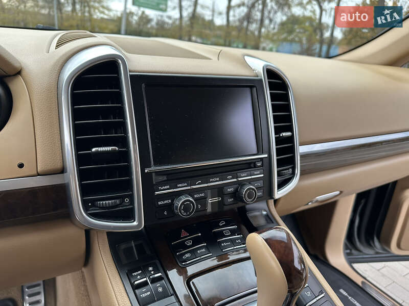 Позашляховик / Кросовер Porsche Cayenne 2013 в Одесі фото 74 Позашляховик / Кросовер Porsche Cayenne 2013 в Одесі