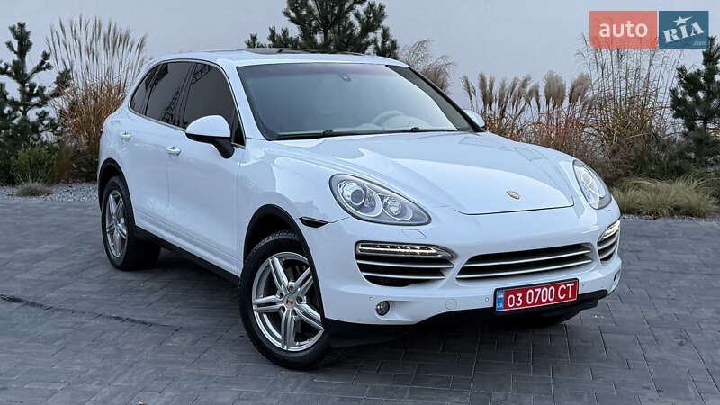 Внедорожник / Кроссовер Porsche Cayenne 2014 в Луцке