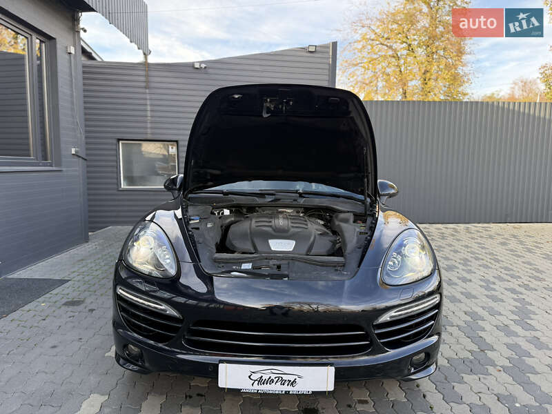 Позашляховик / Кросовер Porsche Cayenne 2012 в Чернівцях фото 25 Позашляховик / Кросовер Porsche Cayenne 2012 в Чернівцях