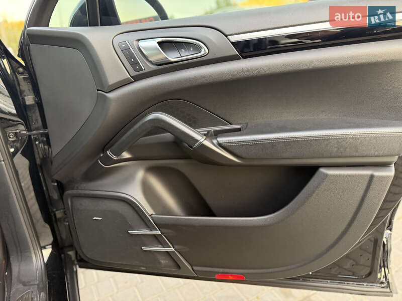 Позашляховик / Кросовер Porsche Cayenne 2013 в Одесі фото 13 Позашляховик / Кросовер Porsche Cayenne 2013 в Одесі