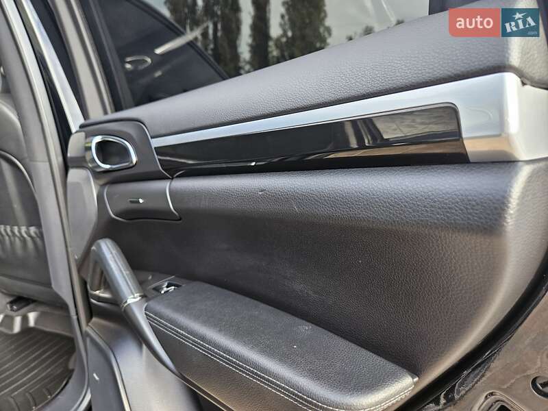 Внедорожник / Кроссовер Porsche Cayenne 2013 в Полтаве фото 67 Внедорожник / Кроссовер Porsche Cayenne 2013 в Полтаве