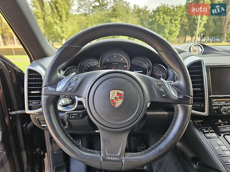 Внедорожник / Кроссовер Porsche Cayenne 2013 в Полтаве фото 109 Внедорожник / Кроссовер Porsche Cayenne 2013 в Полтаве