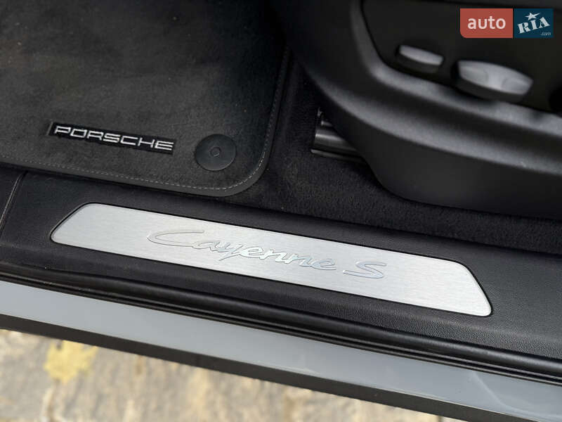 Внедорожник / Кроссовер Porsche Cayenne 2024 в Львове фото 32 Внедорожник / Кроссовер Porsche Cayenne 2024 в Львове