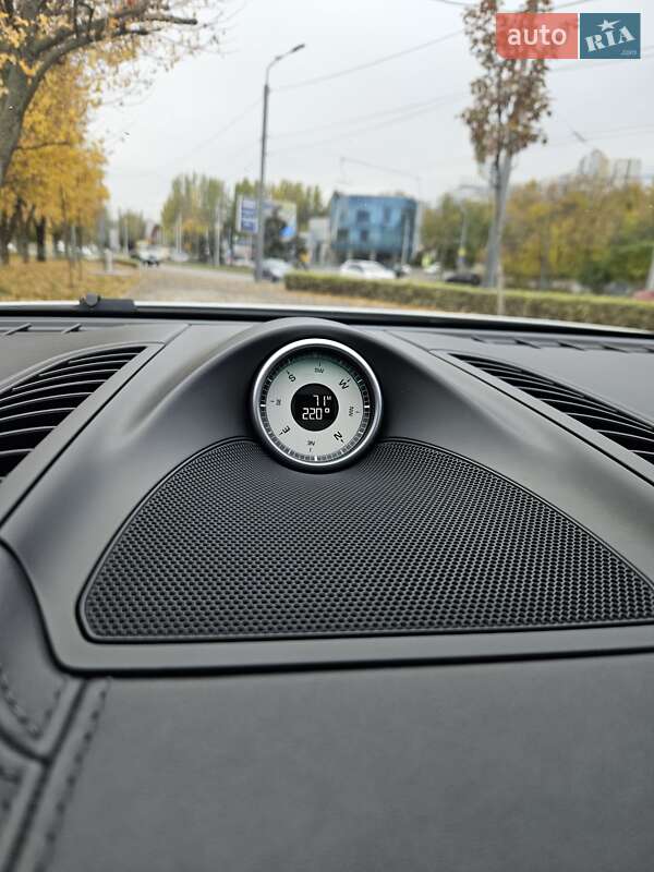 Внедорожник / Кроссовер Porsche Cayenne 2012 в Днепре