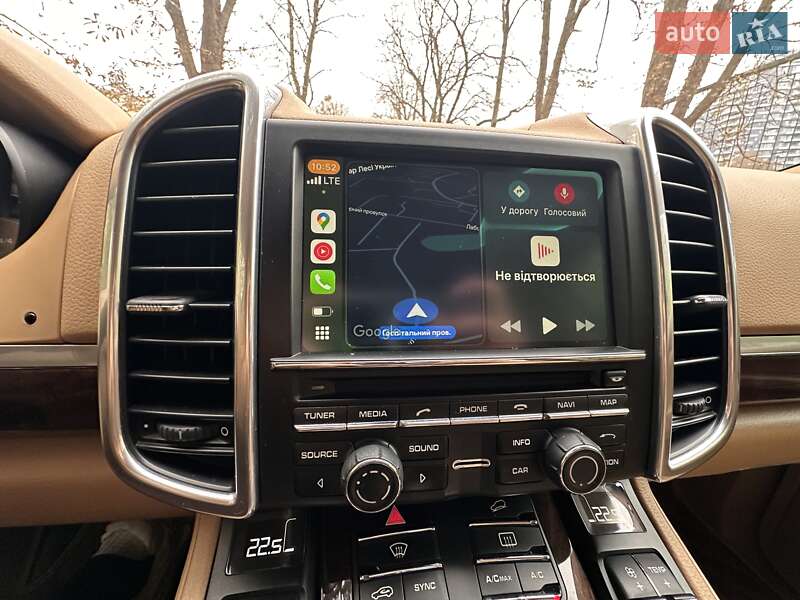 Внедорожник / Кроссовер Porsche Cayenne 2013 в Киеве