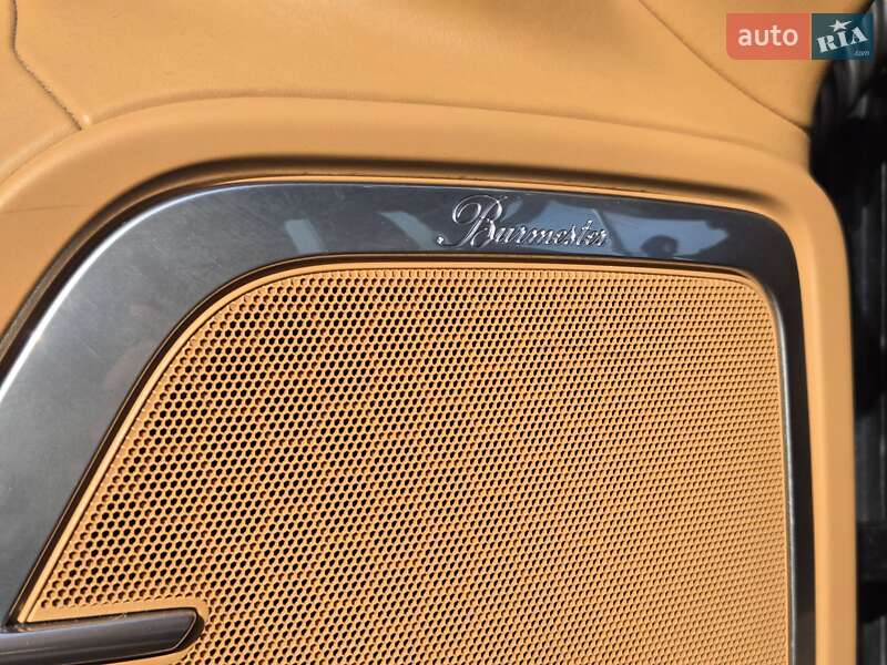 Внедорожник / Кроссовер Porsche Cayenne 2010 в Киеве