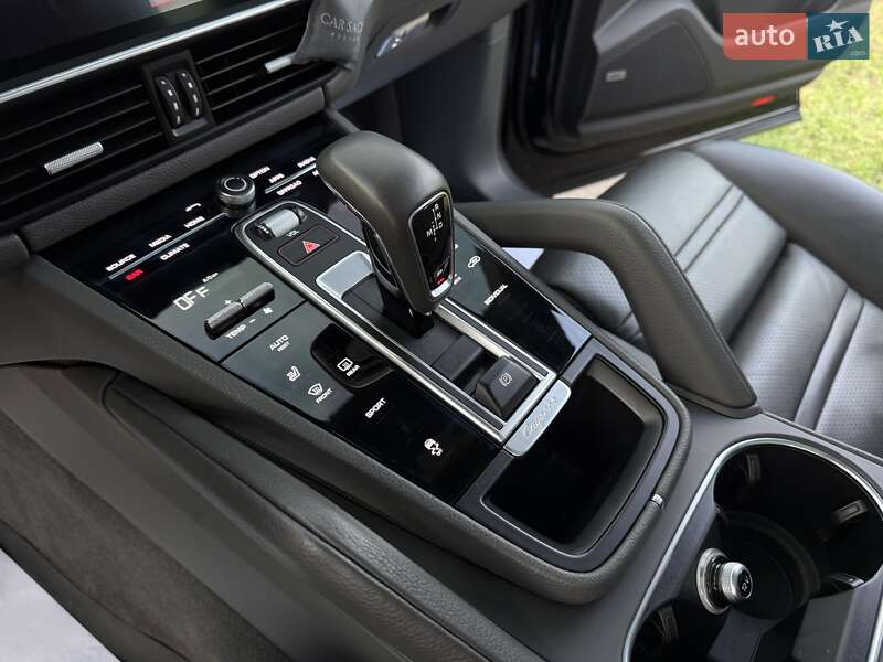 Позашляховик / Кросовер Porsche Cayenne 2018 в Дніпрі фото 23 Позашляховик / Кросовер Porsche Cayenne 2018 в Дніпрі