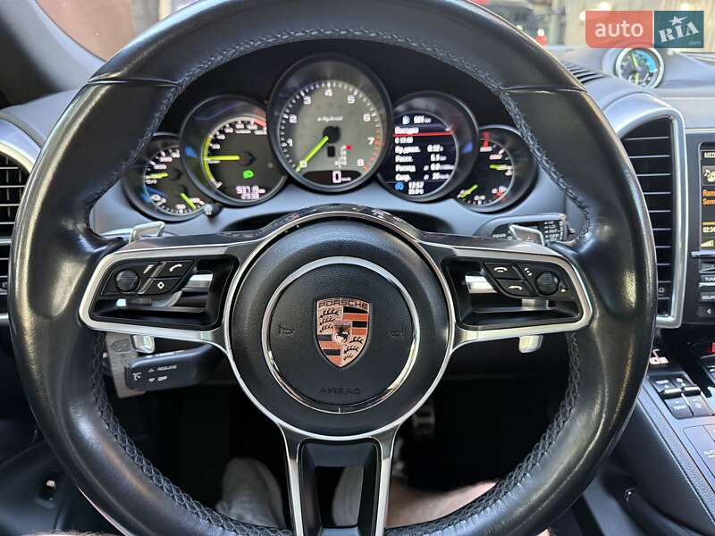 Позашляховик / Кросовер Porsche Cayenne 2015 в Малині фото 21 Позашляховик / Кросовер Porsche Cayenne 2015 в Малині