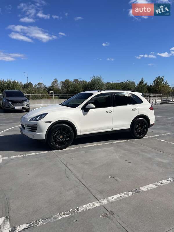 Porsche Cayenne 2010 Porsche Cayenne 2010