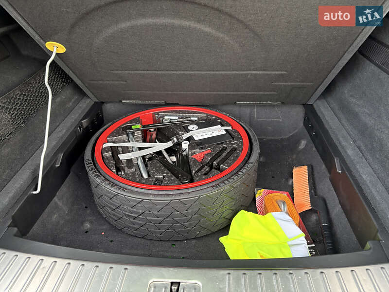 Позашляховик / Кросовер Porsche Cayenne 2018 в Києві