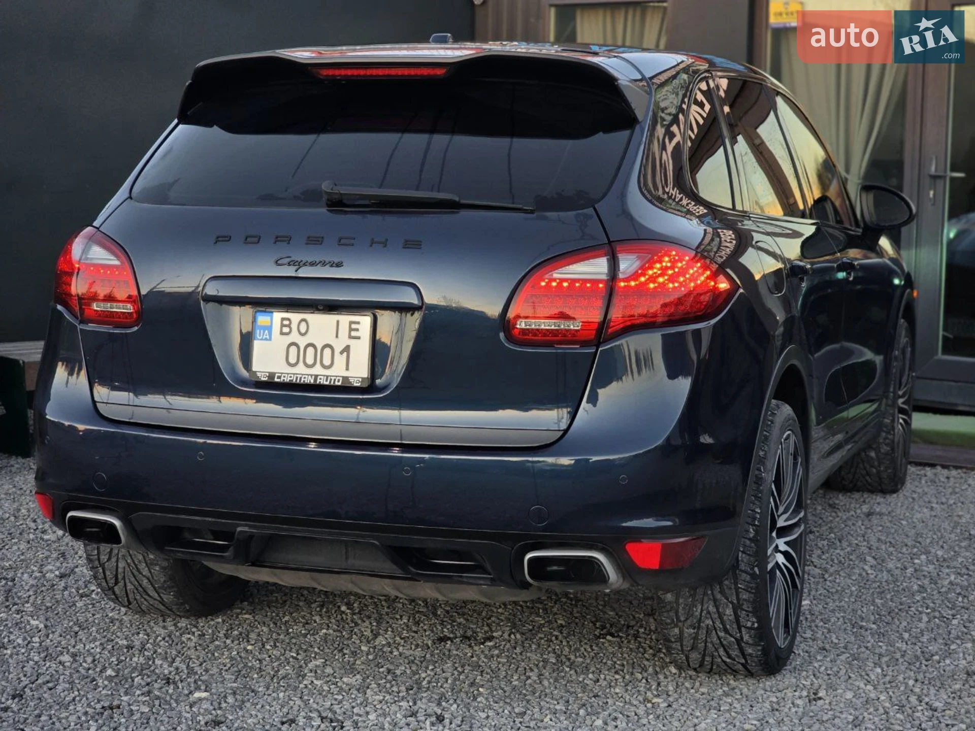 2011 Porsche Cayenne - мініатюра 12