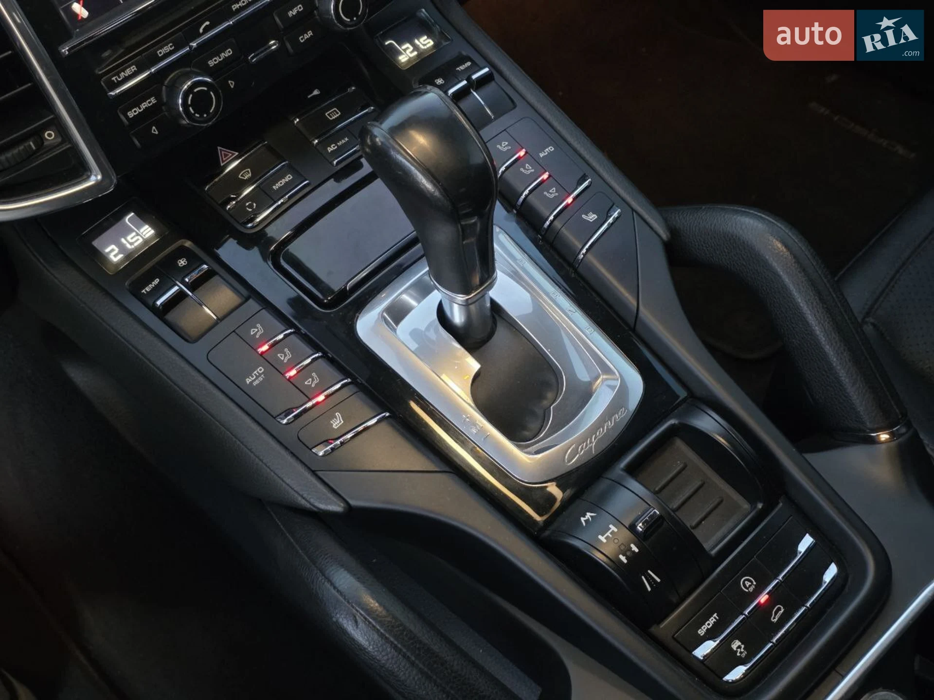 2011 Porsche Cayenne - мініатюра 32