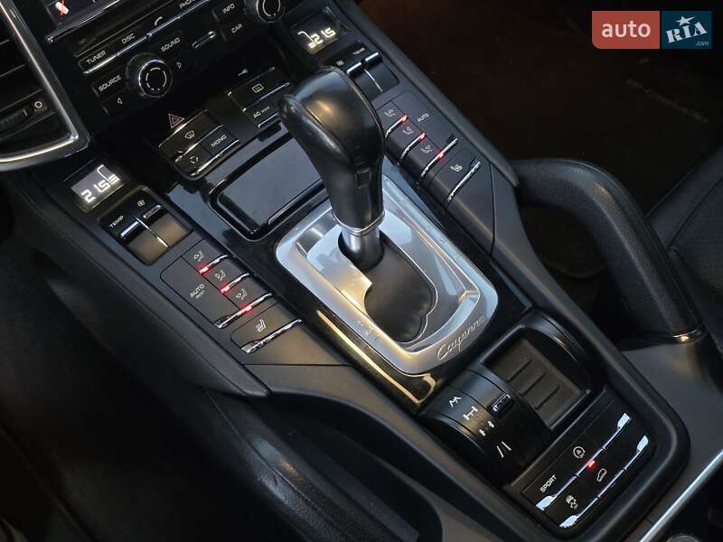 Позашляховик / Кросовер Porsche Cayenne 2011 в Тернополі