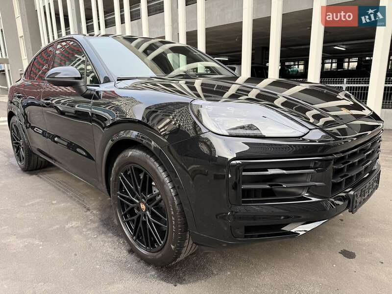 Внедорожник / Кроссовер Porsche Cayenne 2024 в Киеве