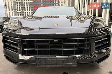 Внедорожник / Кроссовер Porsche Cayenne 2024 в Киеве