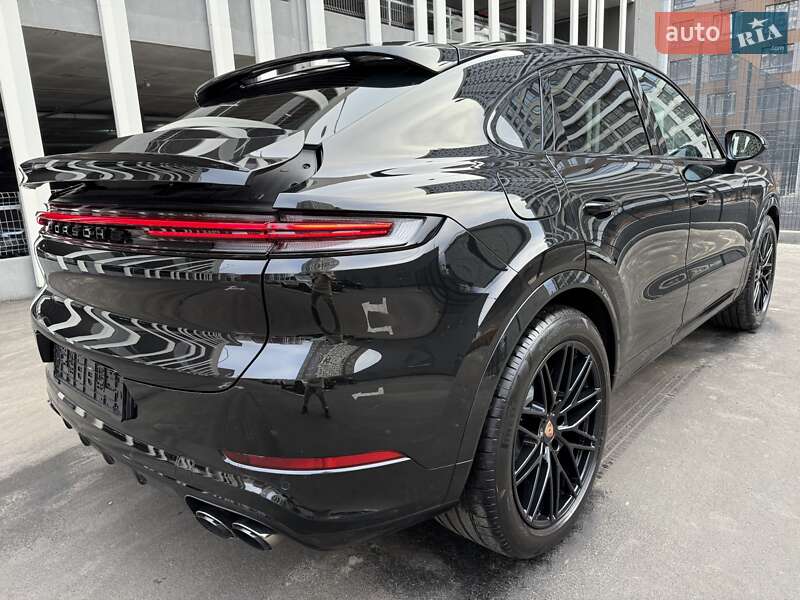 Внедорожник / Кроссовер Porsche Cayenne 2024 в Киеве