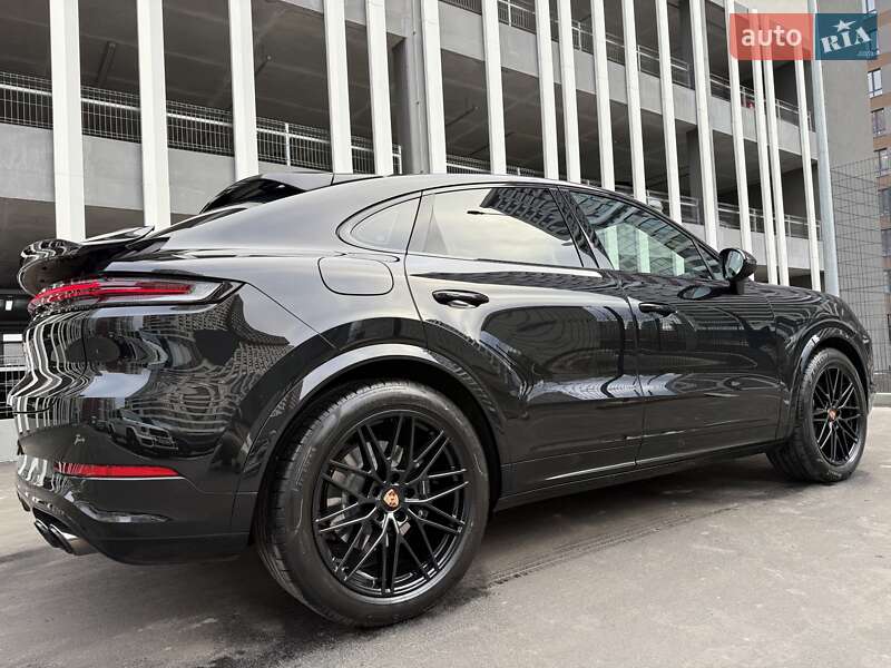 Внедорожник / Кроссовер Porsche Cayenne 2024 в Киеве