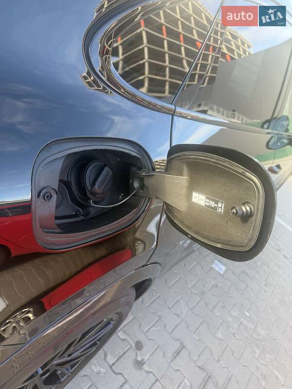 Внедорожник / Кроссовер Porsche Cayenne 2024 в Киеве